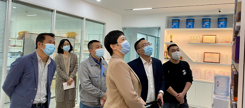 火炬高新區領導到訪捌斗新材科技 | 助力企業疫情防控、安全生產